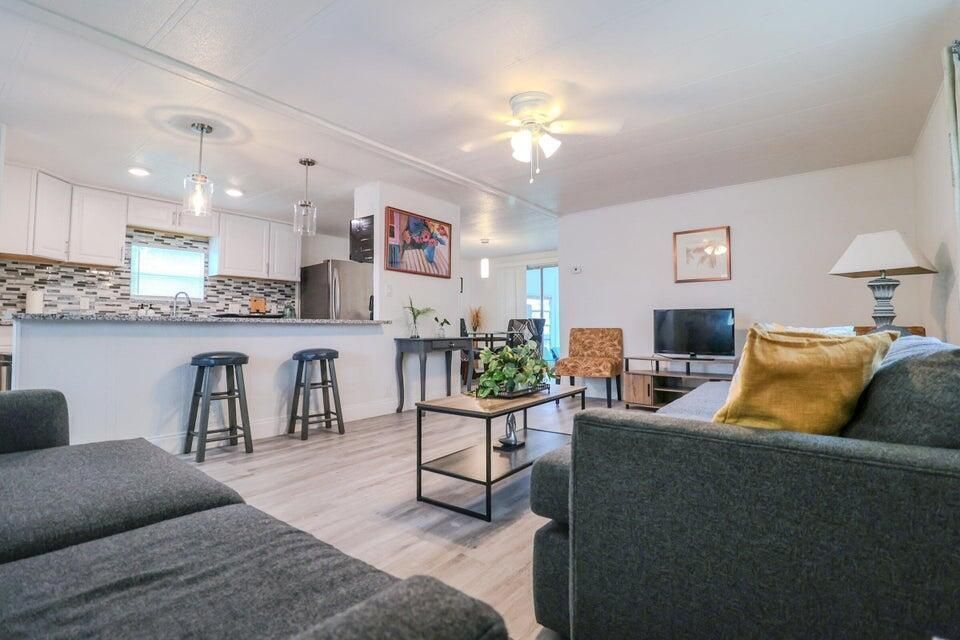 For Sale: $49,900 (2 beds, 2 baths, 1350 Square Feet)