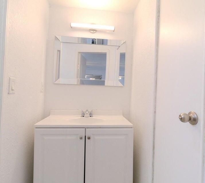 For Sale: $49,900 (2 beds, 2 baths, 1350 Square Feet)