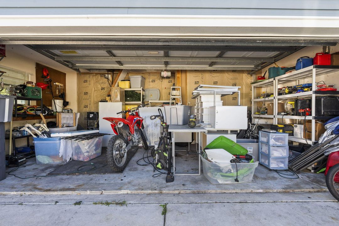 待售: $350,000 (3 贝兹, 2 浴室, 1681 平方英尺)