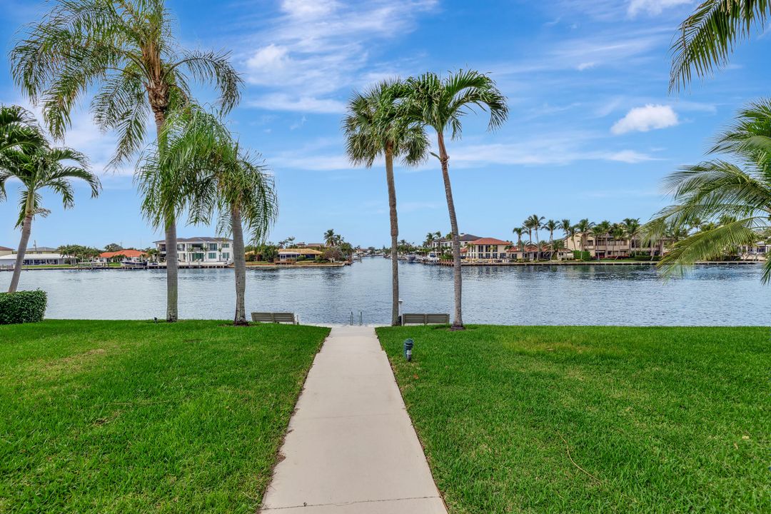 На продажу: $1,350,000 (3 спален, 2 ванн, 1596 Квадратных фут)