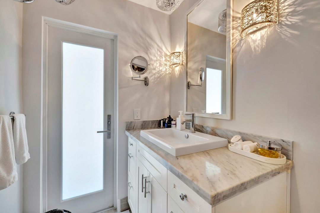 На продажу: $1,350,000 (3 спален, 2 ванн, 1596 Квадратных фут)