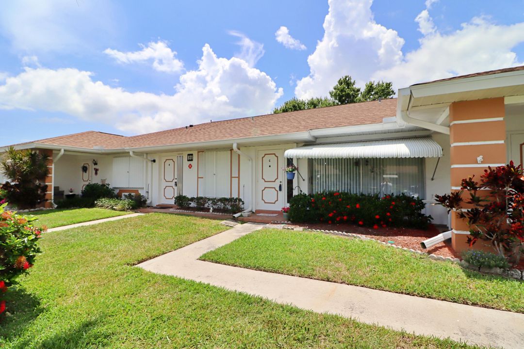 На продажу: $94,500 (1 спален, 1 ванн, 816 Квадратных фут)