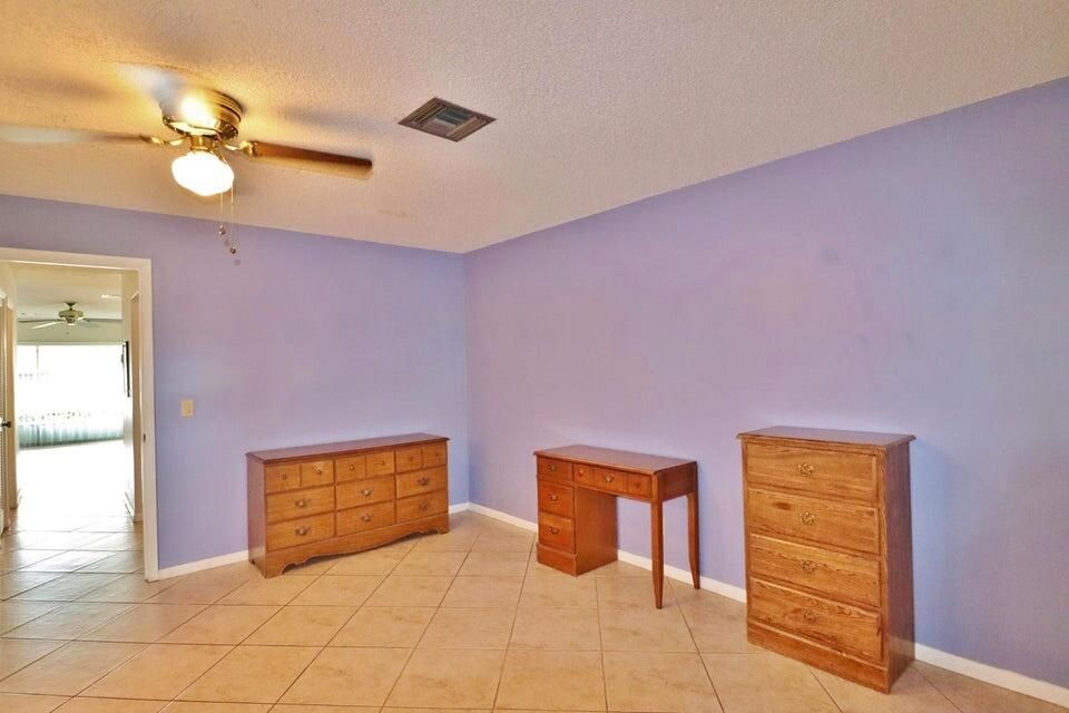 На продажу: $94,500 (1 спален, 1 ванн, 816 Квадратных фут)