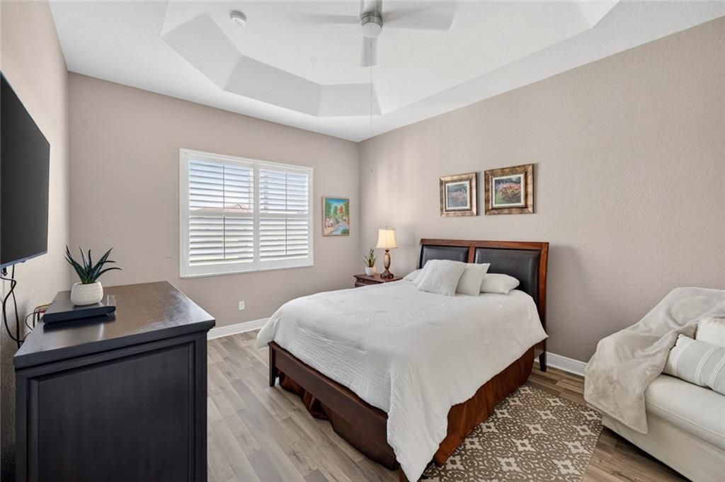 待售: $475,000 (4 贝兹, 2 浴室, 2151 平方英尺)