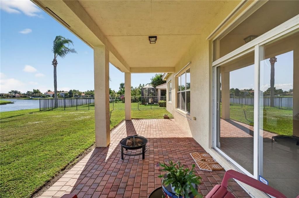 待售: $475,000 (4 贝兹, 2 浴室, 2151 平方英尺)