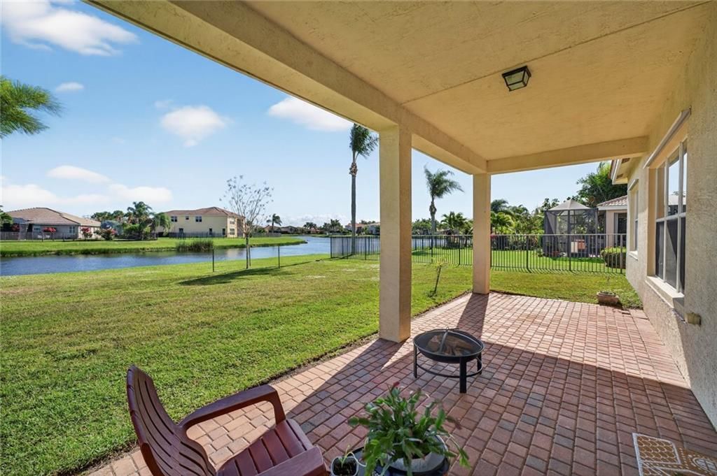 待售: $475,000 (4 贝兹, 2 浴室, 2151 平方英尺)