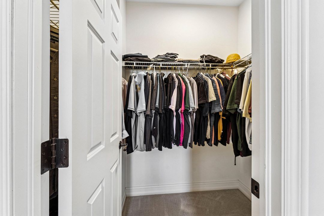 На продажу: $600,000 (3 спален, 2 ванн, 1930 Квадратных фут)