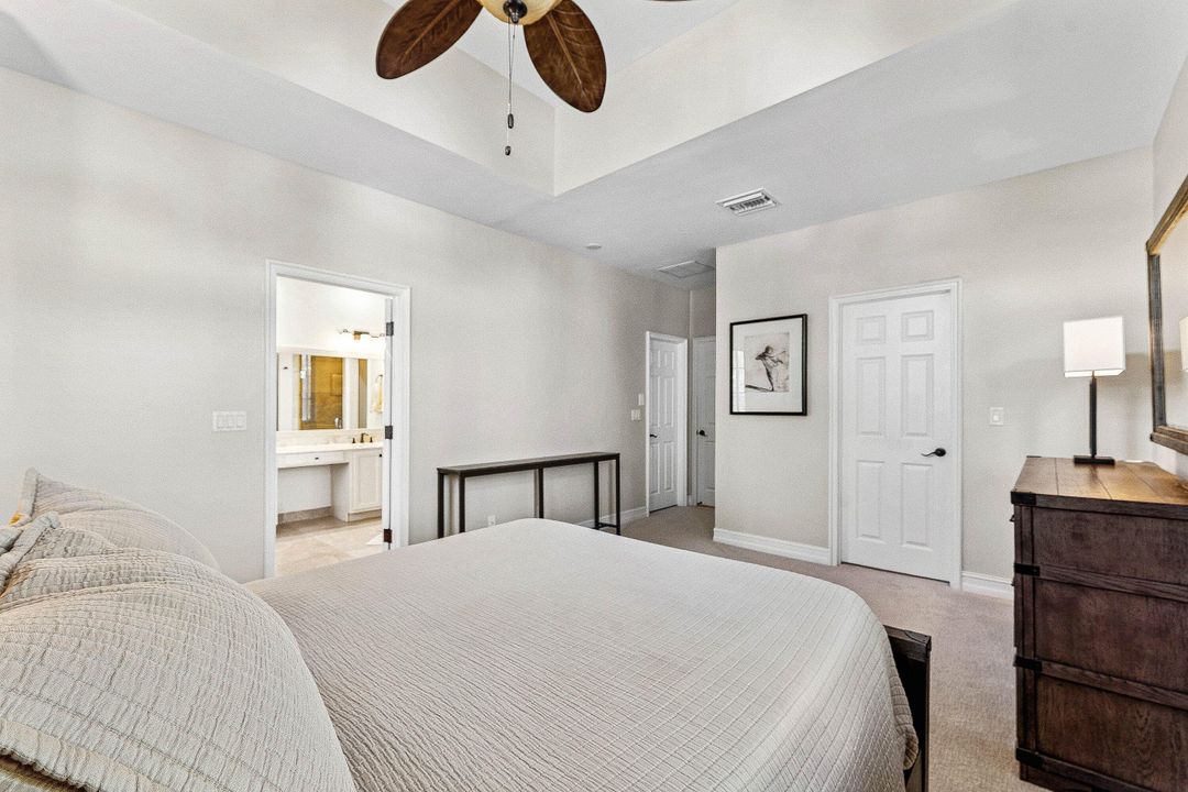 На продажу: $600,000 (3 спален, 2 ванн, 1930 Квадратных фут)