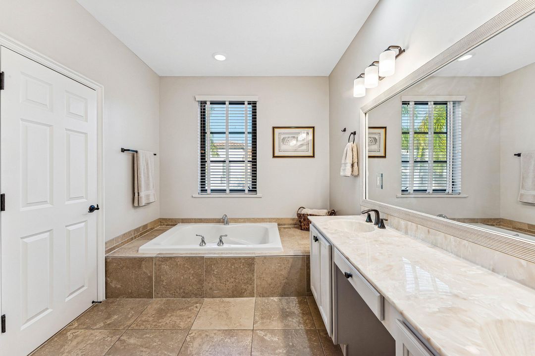 На продажу: $600,000 (3 спален, 2 ванн, 1930 Квадратных фут)