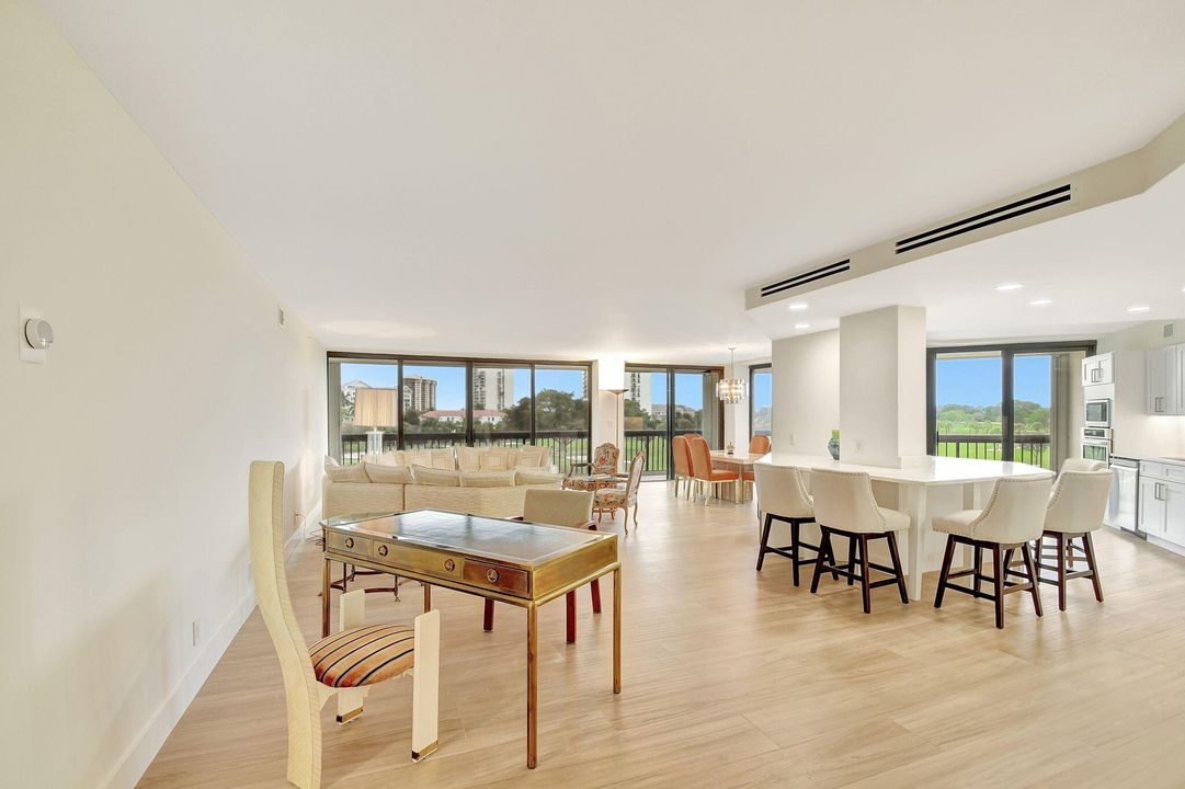 For Sale: $995,000 (3 beds, 2 baths, 2200 Square Feet)