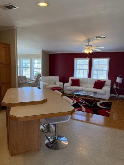 На продажу: $95,000 (2 спален, 2 ванн, 1344 Квадратных фут)