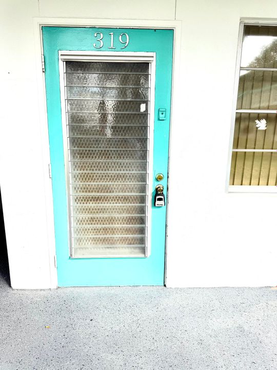 出租: $1,650 (1 贝兹, 1 浴室, 585 平方英尺)