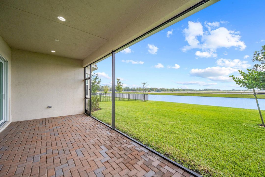 En Renta: $3,300 (3 camas, 2 baños, 1913 Pies cuadrados)