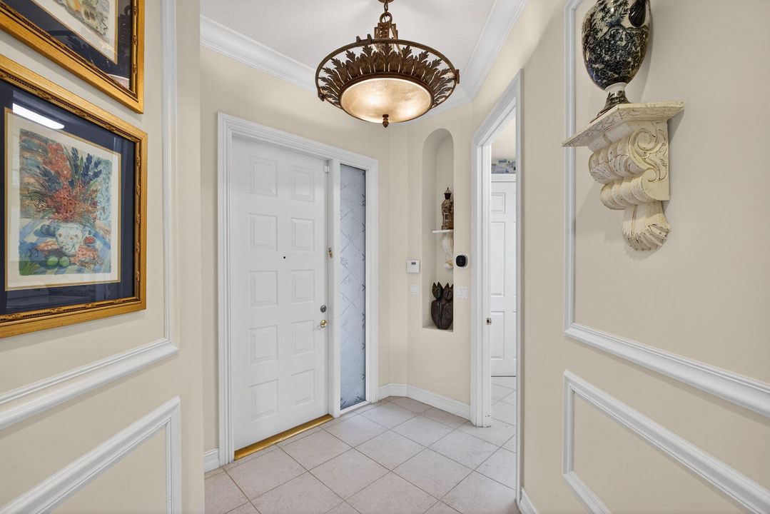 Activo con contrato: $855,000 (3 camas, 2 baños, 2085 Pies cuadrados)