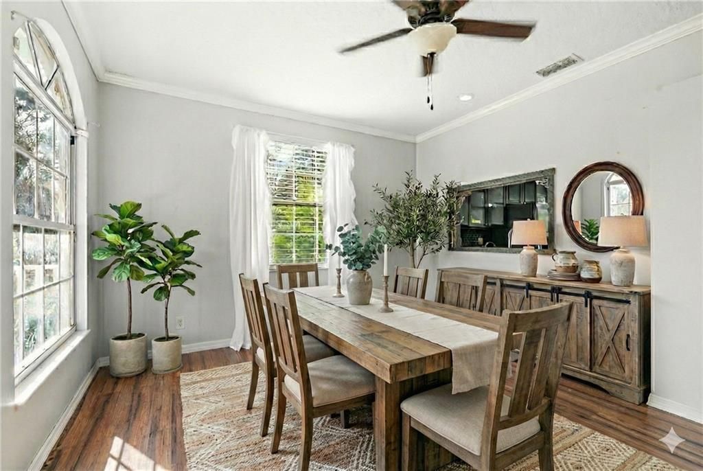 待售: $655,000 (3 贝兹, 2 浴室, 2210 平方英尺)