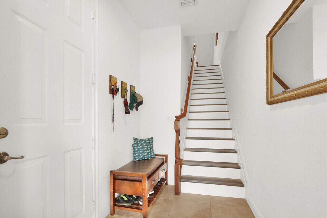 待售: $590,000 (3 贝兹, 3 浴室, 2274 平方英尺)