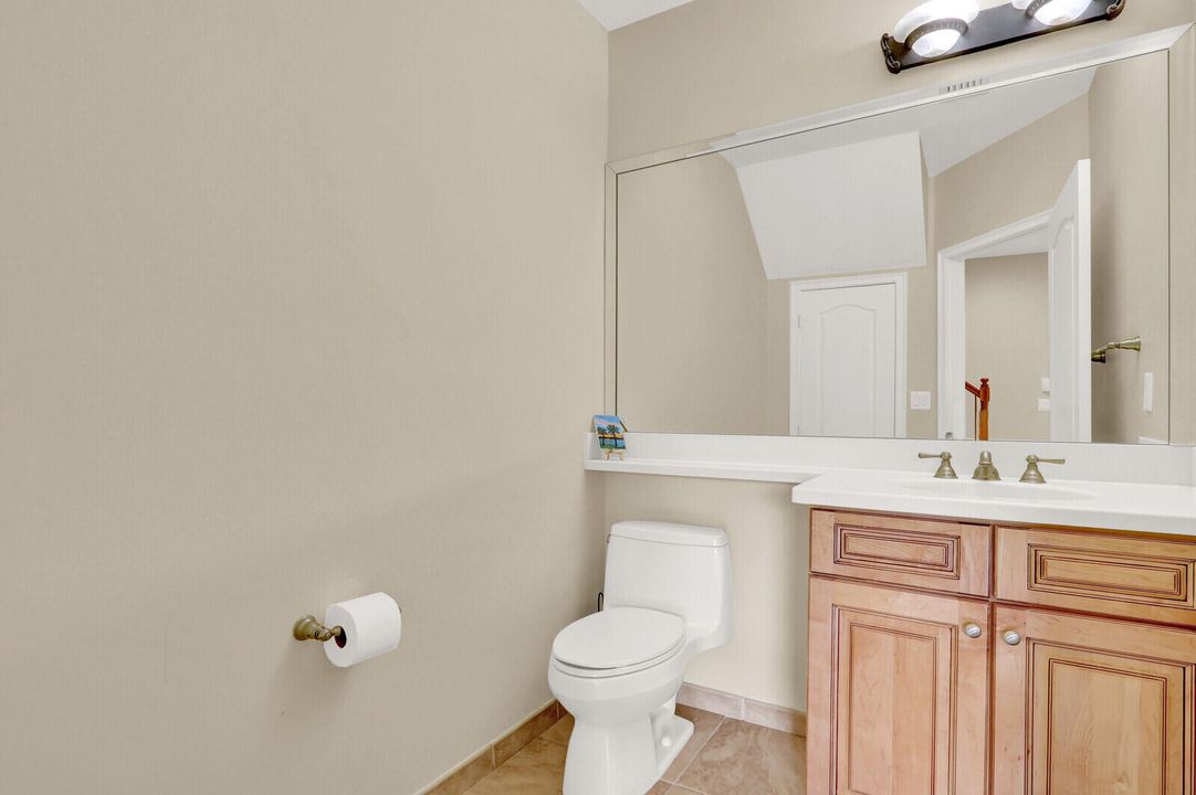 待售: $590,000 (3 贝兹, 3 浴室, 2274 平方英尺)