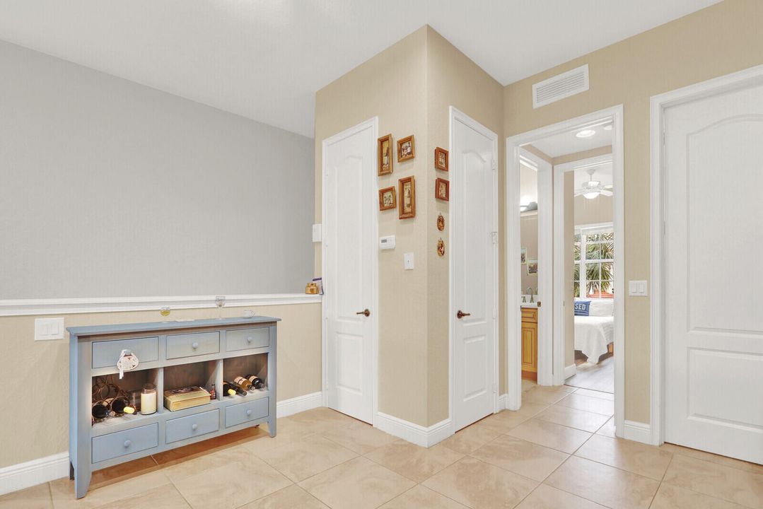 待售: $590,000 (3 贝兹, 3 浴室, 2274 平方英尺)