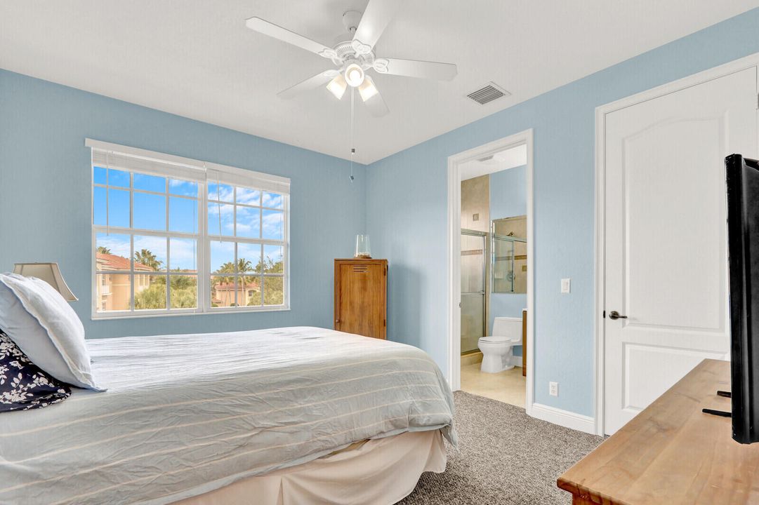 待售: $590,000 (3 贝兹, 3 浴室, 2274 平方英尺)