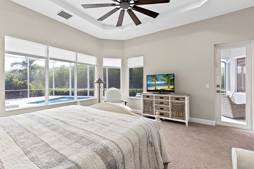 En Venta: $1,350,000 (3 camas, 3 baños, 2721 Pies cuadrados)