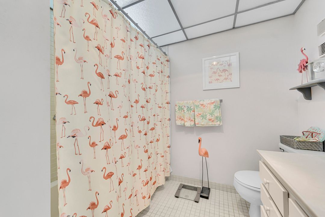 待售: $195,999 (2 贝兹, 2 浴室, 1010 平方英尺)