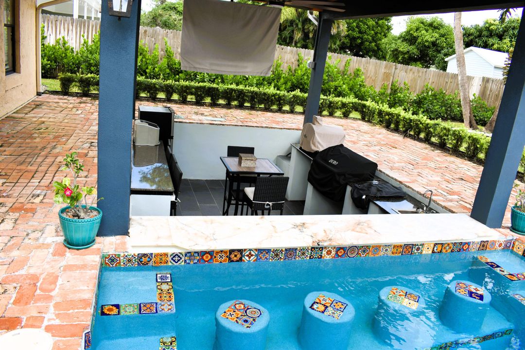 На продажу: $799,000 (3 спален, 2 ванн, 1768 Квадратных фут)