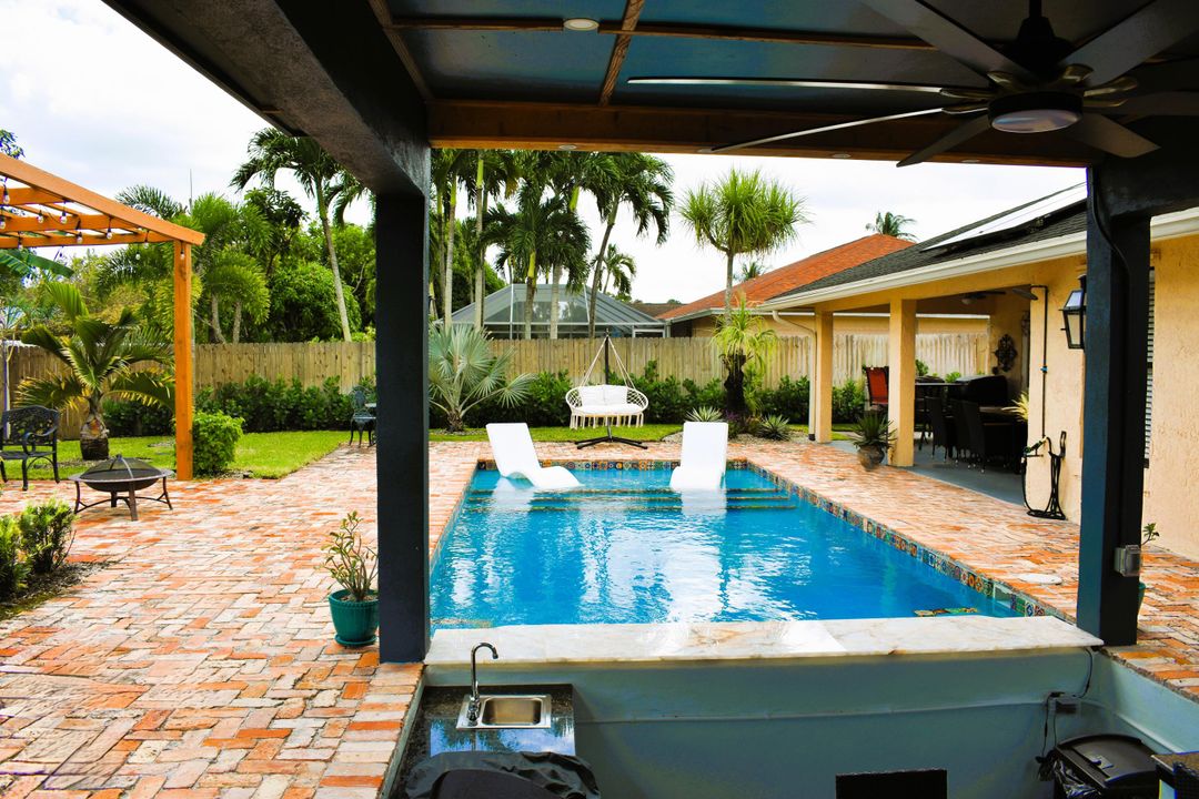 На продажу: $799,000 (3 спален, 2 ванн, 1768 Квадратных фут)