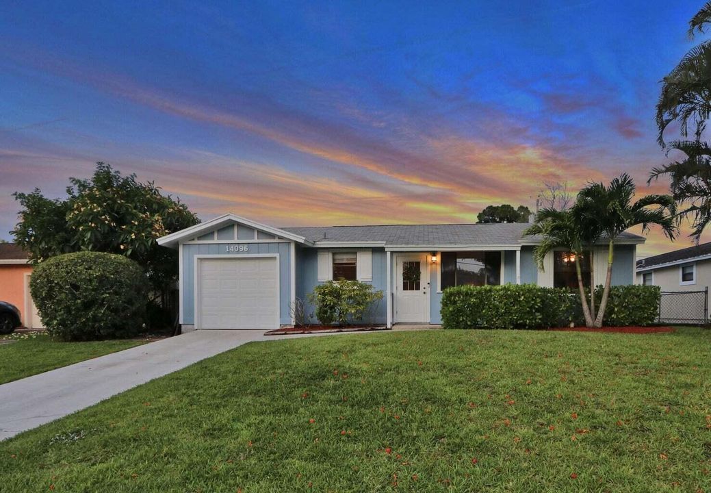 For Rent: $3,000 (3 beds, 2 baths, 1101 Square Feet)