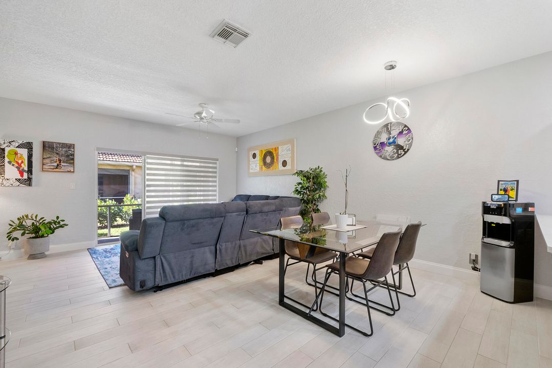 En Venta: $415,000 (2 camas, 2 baños, 1409 Pies cuadrados)