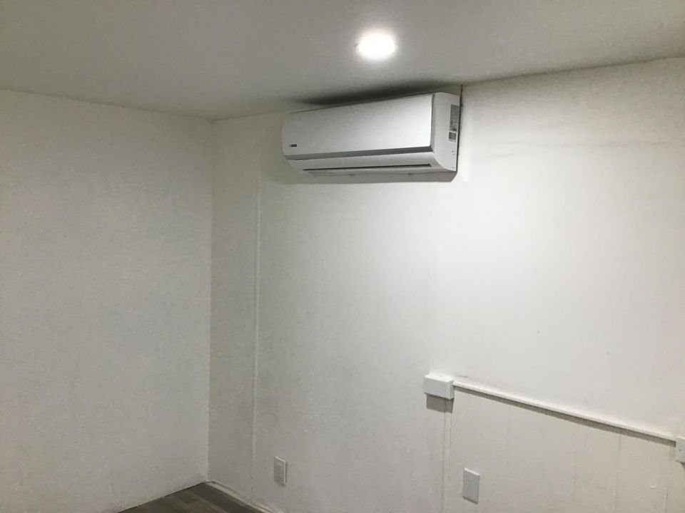 待售: $299,900 (0 贝兹, 0 浴室, 1250 平方英尺)