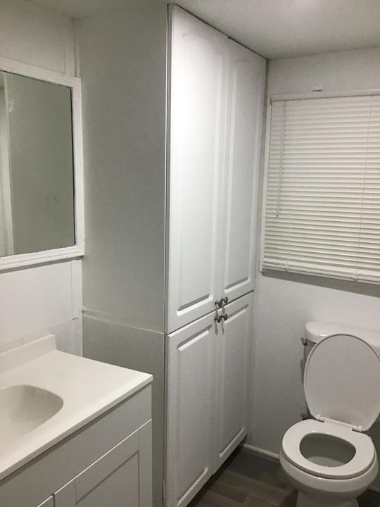 待售: $299,900 (0 贝兹, 0 浴室, 1250 平方英尺)