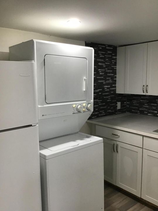 待售: $299,900 (0 贝兹, 0 浴室, 1250 平方英尺)