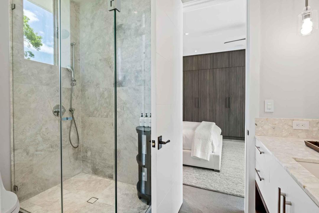 待售: $675,000 (4 贝兹, 4 浴室, 3410 平方英尺)