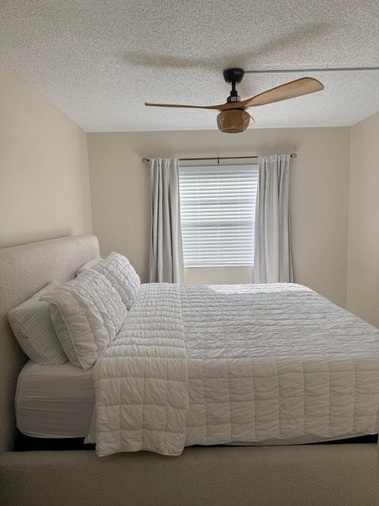 For Rent: $2,100 (1 beds, 1 baths, 621 Square Feet)