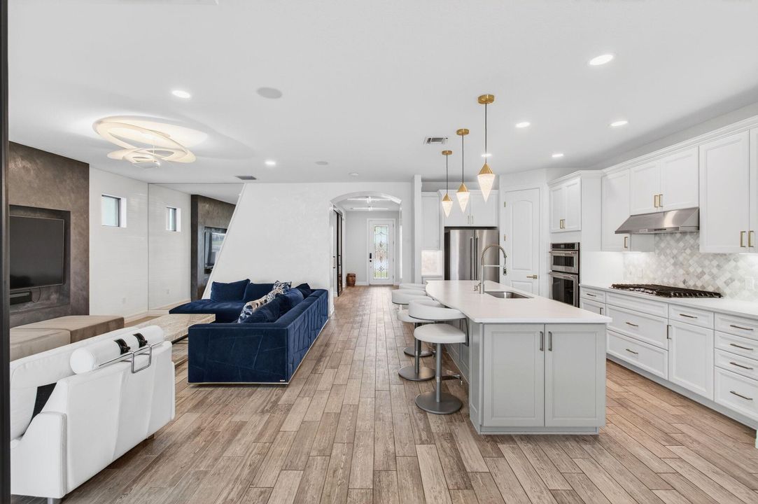 待售: $999,000 (3 贝兹, 2 浴室, 1871 平方英尺)