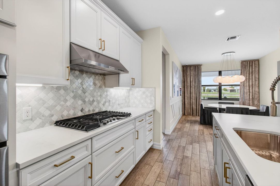 待售: $999,000 (3 贝兹, 2 浴室, 1871 平方英尺)