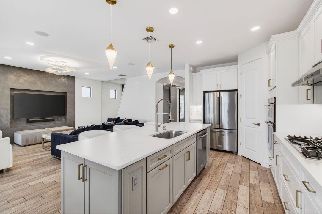 待售: $999,000 (3 贝兹, 2 浴室, 1871 平方英尺)