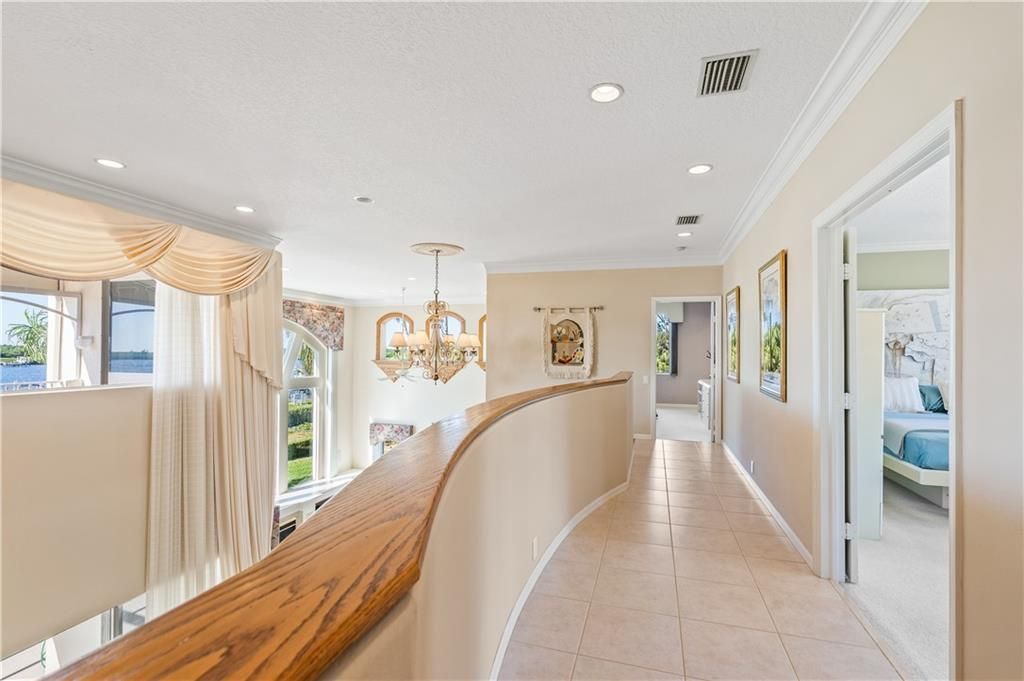 En Venta: $1,975,000 (3 camas, 4 baños, 4203 Pies cuadrados)