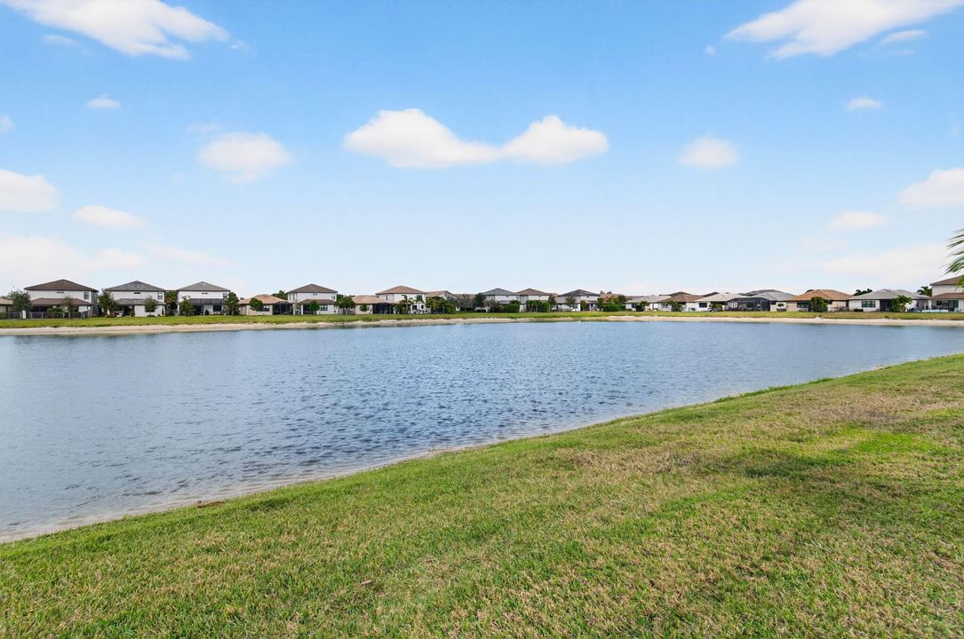 待售: $999,000 (3 贝兹, 2 浴室, 1871 平方英尺)