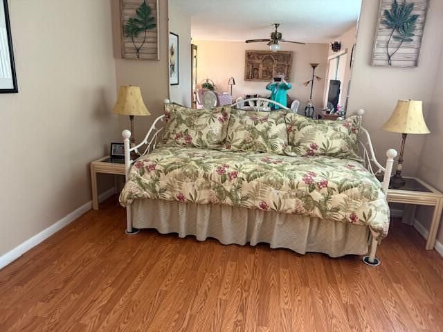 For Sale: $85,000 (1 beds, 1 baths, 900 Square Feet)