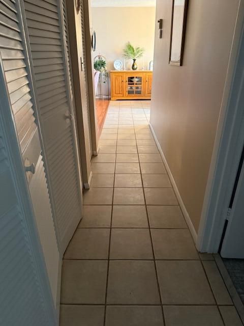 For Sale: $85,000 (1 beds, 1 baths, 900 Square Feet)