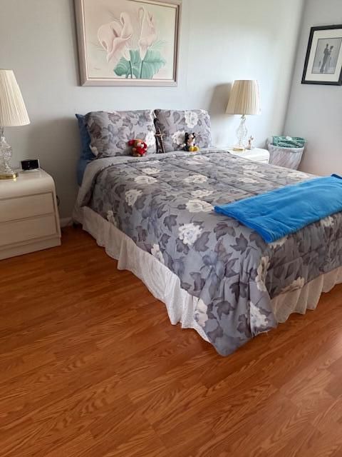 For Sale: $85,000 (1 beds, 1 baths, 900 Square Feet)