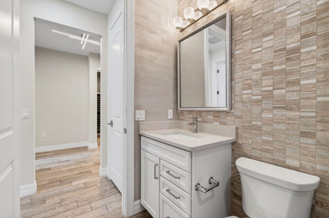 待售: $999,000 (3 贝兹, 2 浴室, 1871 平方英尺)