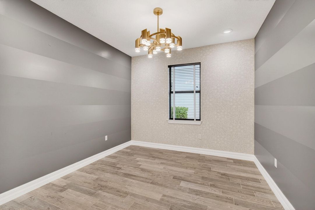 待售: $999,000 (3 贝兹, 2 浴室, 1871 平方英尺)