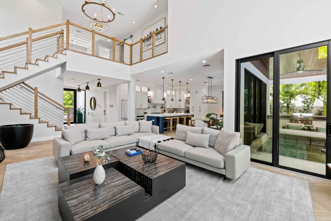 For Sale: $430,000 (4 beds, 4 baths, 3444 Square Feet)