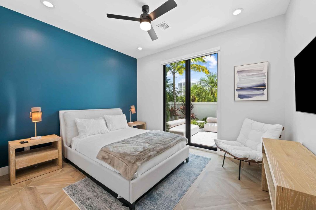 For Sale: $430,000 (4 beds, 4 baths, 3444 Square Feet)