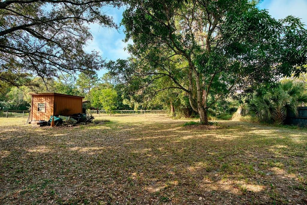 For Sale: $385,000 (2 beds, 1 baths, 1008 Square Feet)