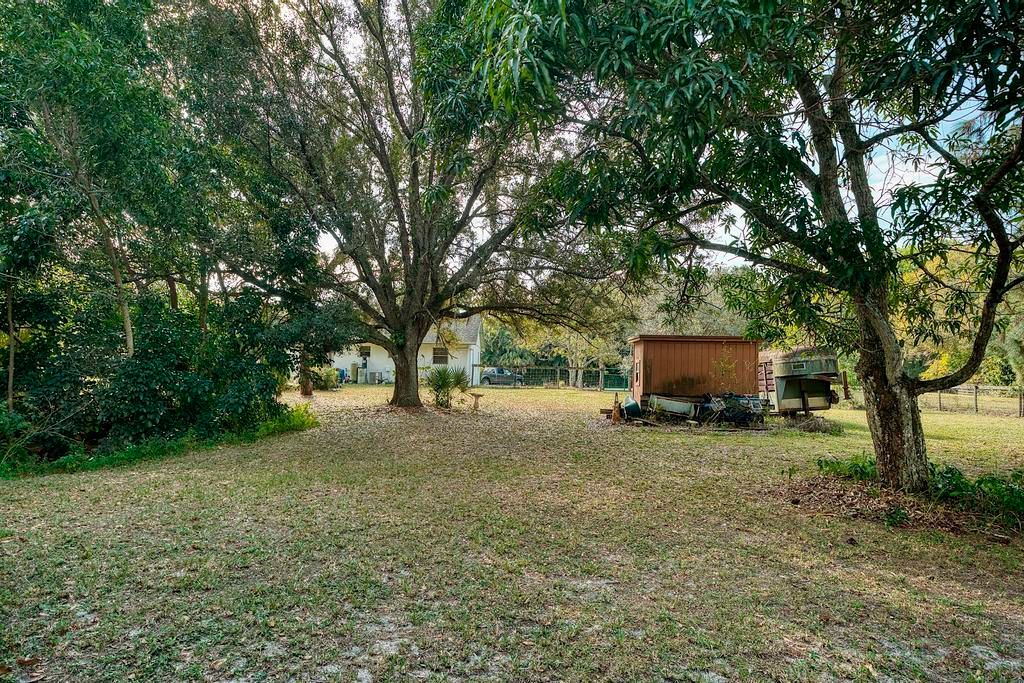 For Sale: $385,000 (2 beds, 1 baths, 1008 Square Feet)