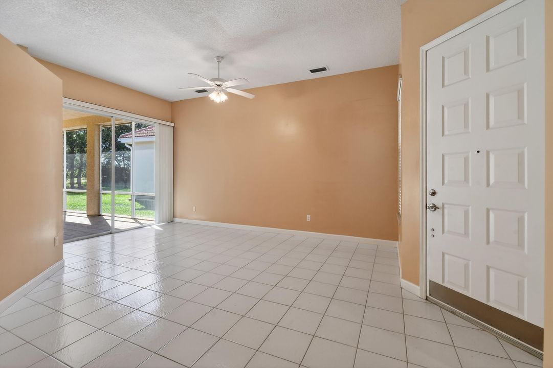 For Rent: $2,500 (3 beds, 2 baths, 1723 Square Feet)