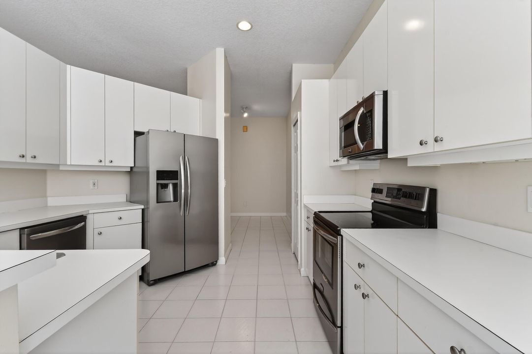 For Rent: $2,500 (3 beds, 2 baths, 1723 Square Feet)